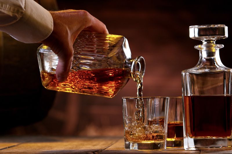 rượu whisky được làm từ ngũ cốc 